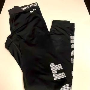Nike Women’s Dri-Fit “Just Do It” Leggings, size M